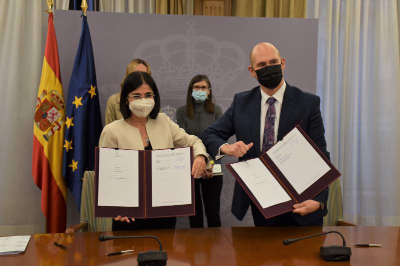 Spanish Ministry of Health and AstraZeneca sign an agreement for the supply and distribution of preventative drug against COVID-19
