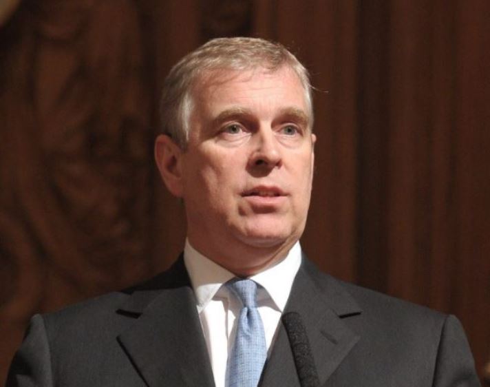 Prince Andrew 'agrees not to repeat denial he raped Virginia Giuffre'