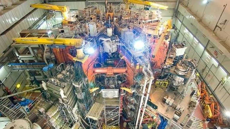 UK and EU scientists generate energy ten times hotter than the sun, University of Newcastle, Joint European Torus, JET, UK Atomic Energy Agency, International Thermonuclear Experimental Reactor (ITER)