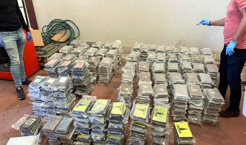 750 kilos of cocaine hidden among pineapples in Alhaurin de la Torre warehouse