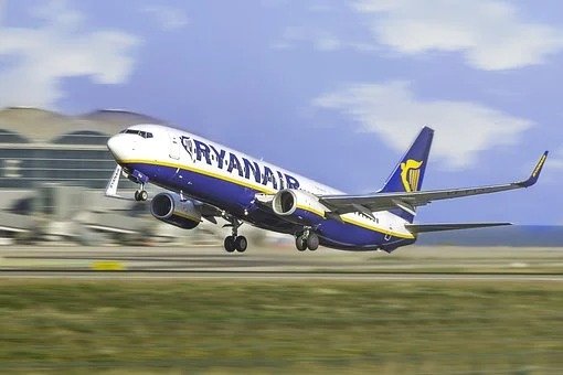 Trapped passenger blasts Ryanair