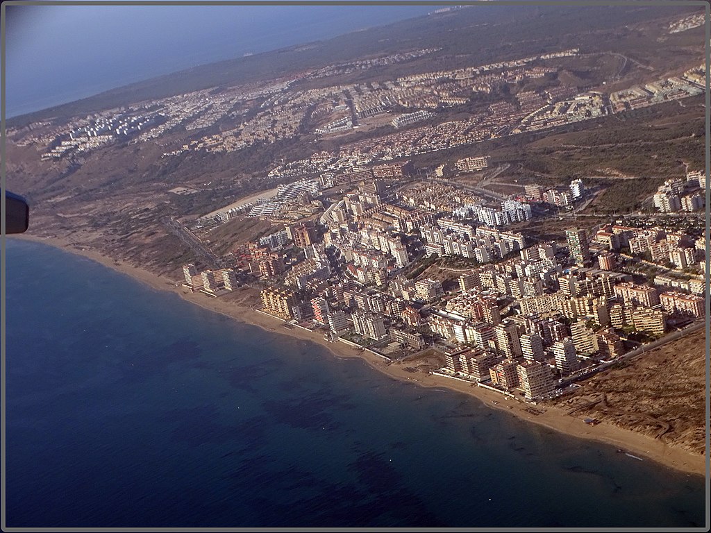 Elche’s Arenales del Sol set to fix water problem on its beaches