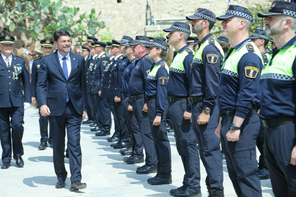 Alicante’s local police force accused of Nepotism