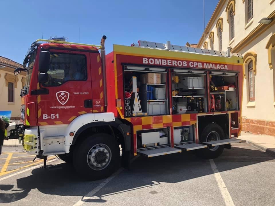 Fire erupts in an apartment block in Dénia