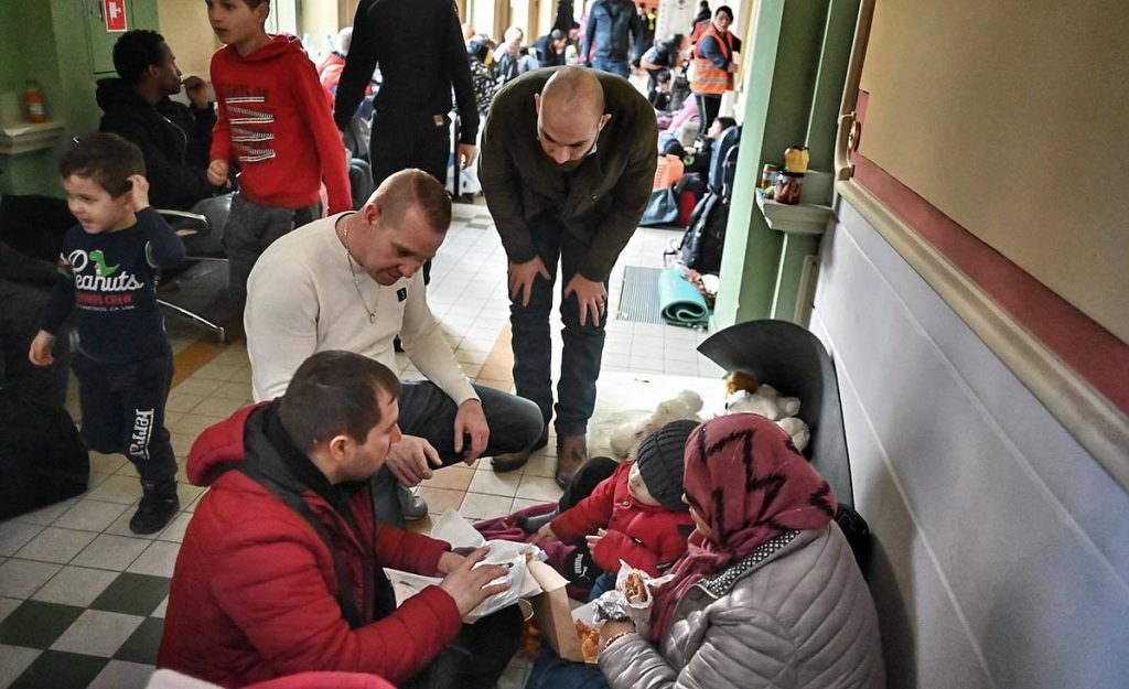 6,000 Ukrainian refugees due to arrive in Spain, Alicante, Madrid, Barcelona, Escrivá