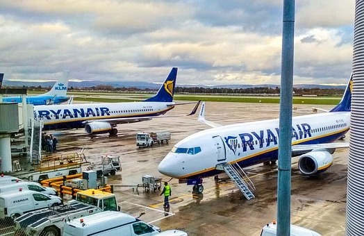 Ryanair boss denies prices were hiked up for Ukrainian refugees