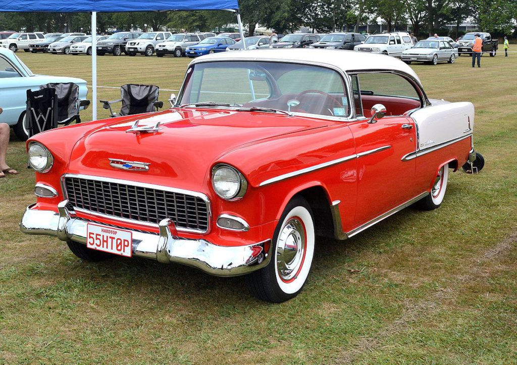 Classic Car Show to raise money for school textbooks