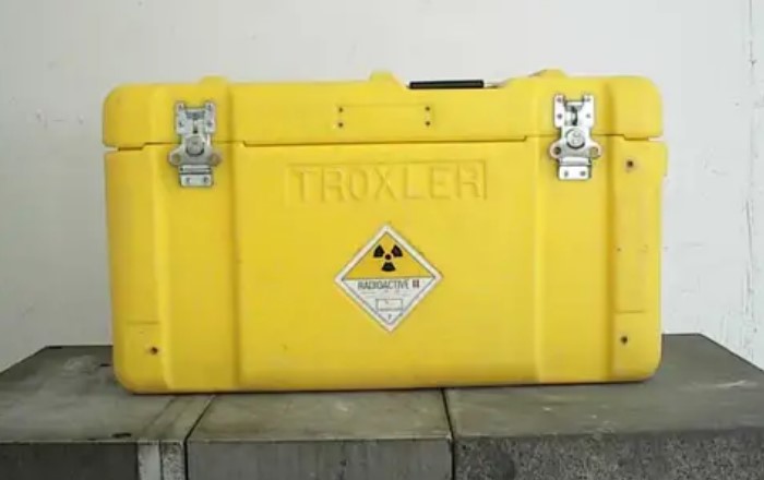 Alert in Madrid over stolen radioactive device