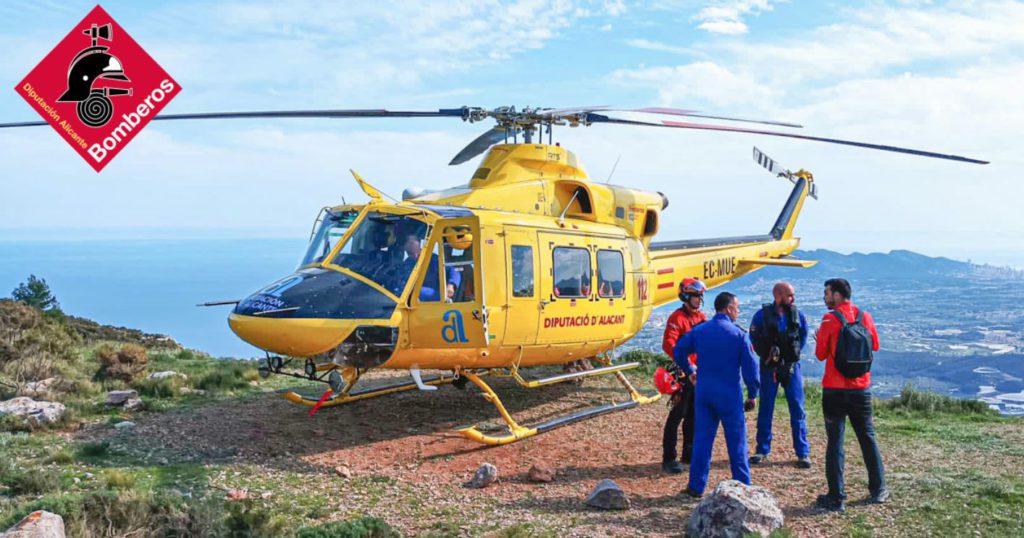 Daring helicopter rescue for elderly English woman in Spain