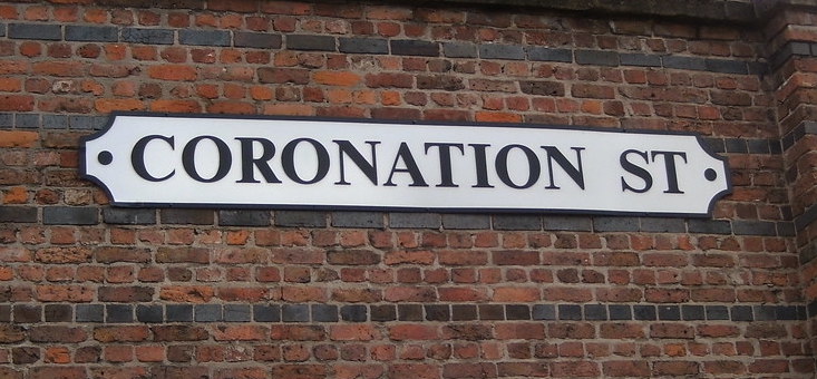 Coronation Street star warned to 'clean up his act' following drunken brawl
