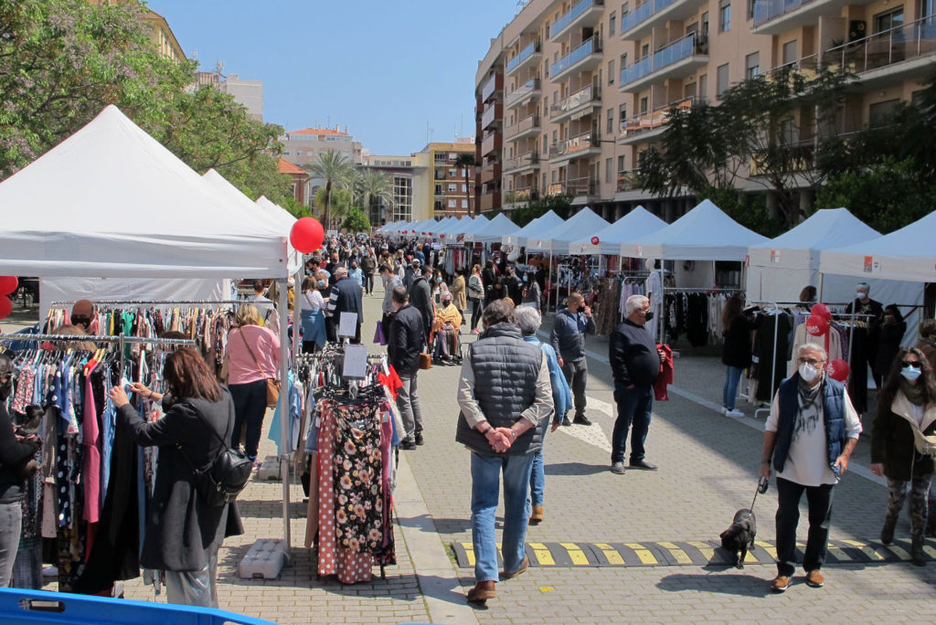 Denia Stock outlet fair offers discounts of up to 50% from local businesses