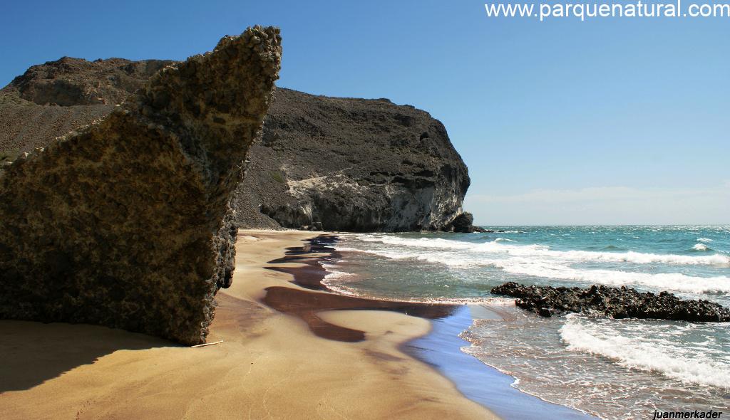 High season vehicle restrictions for 13 Cabo de Gata-Nijar beaches