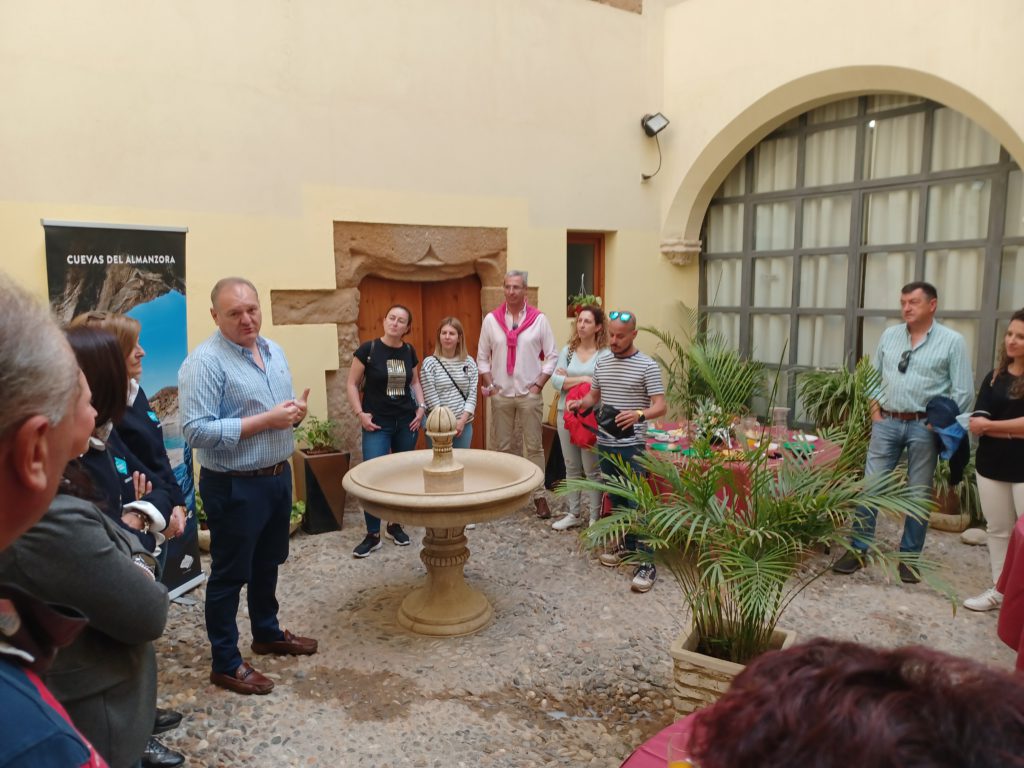 Introducing Almeria province Tourist Offices to Cuevas de Almanzora in Almeria