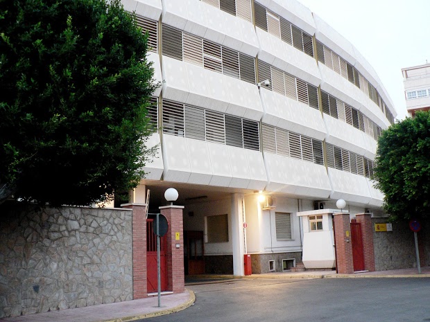 Almeria Guardia Civil officer accessed computer records to check on ex