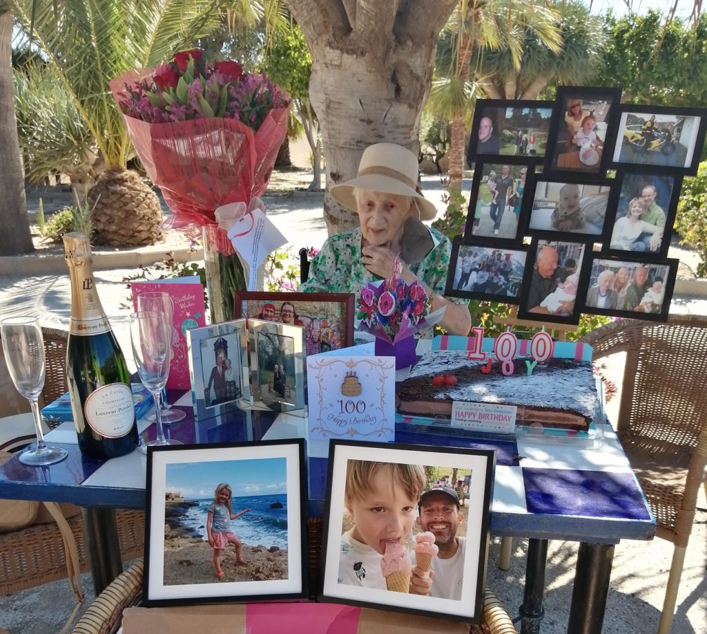 Joy celebrates a joyous 100th with her family in Nijar, Almeria