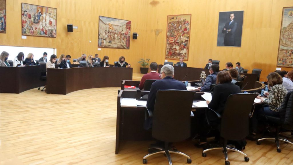 Benidorm (Alicante) councillors unite to make unanimous calls to the Generalitat