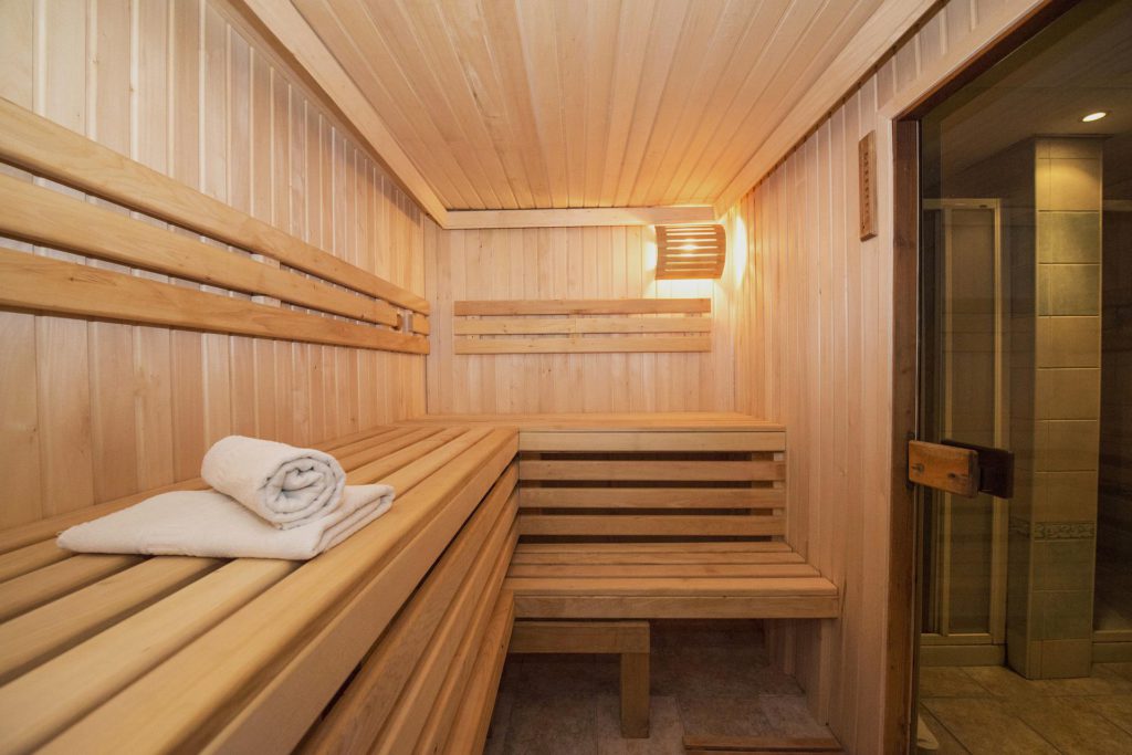 Most cases of monkeypox in Madrid are associated with a sauna