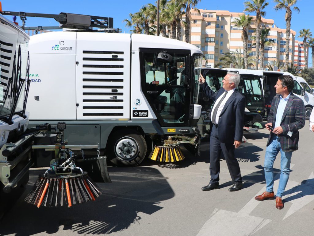 Malaga's Torrox receives international 'Silver Broom' award for municipal cleaning service