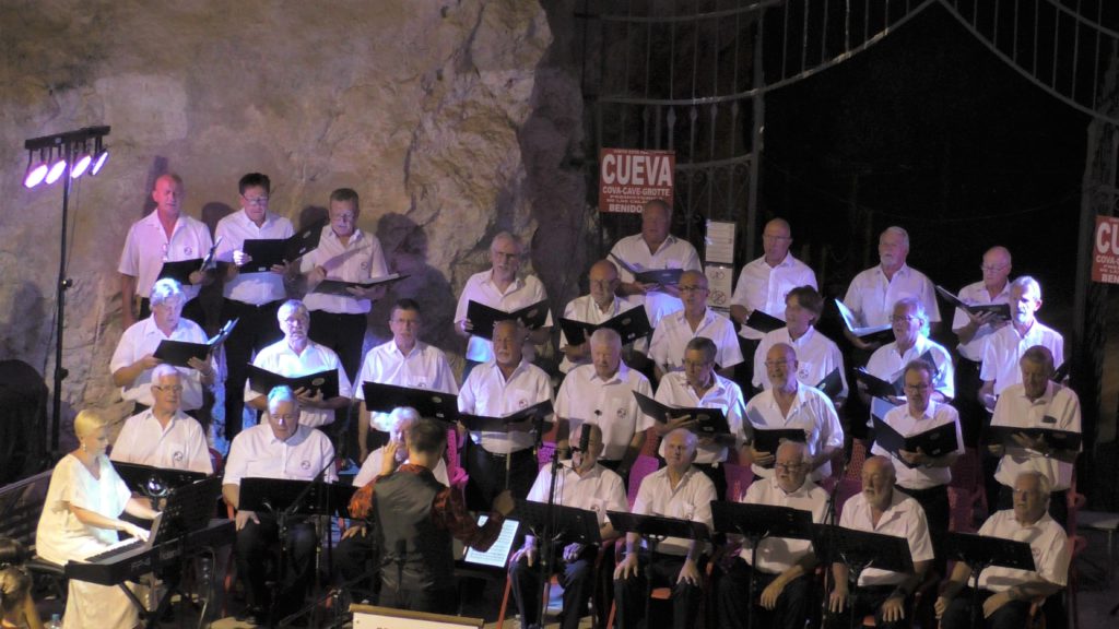 Capacity audiences for the Costa Blanca Male Voice Choir in Benidoleig (Alicante)