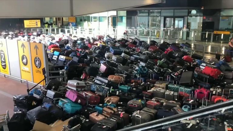 'Enormous luggage carpet' seen at Heathrow airport