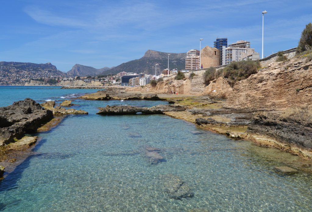 Calpe has lifted the suspension of planning licenses in Banys de la Reina