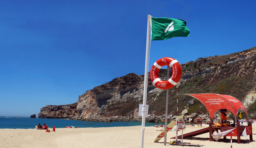 Calpe launches beach flags for the colour blind