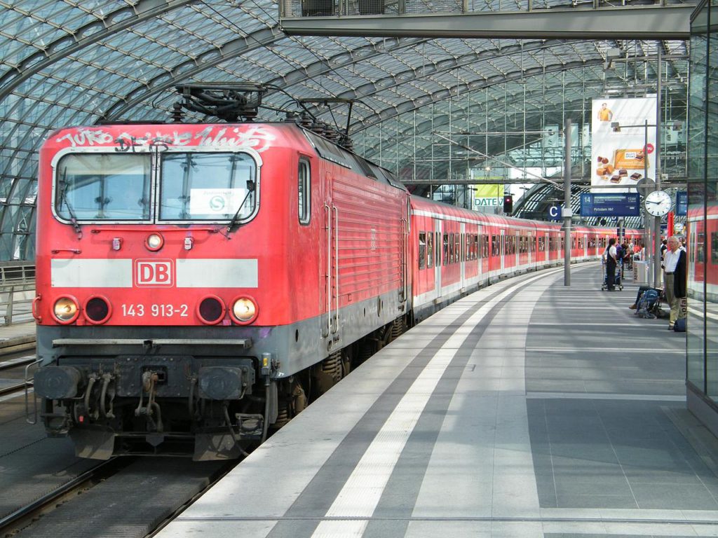 German train network disrupted after improvised explosive device discovered at station