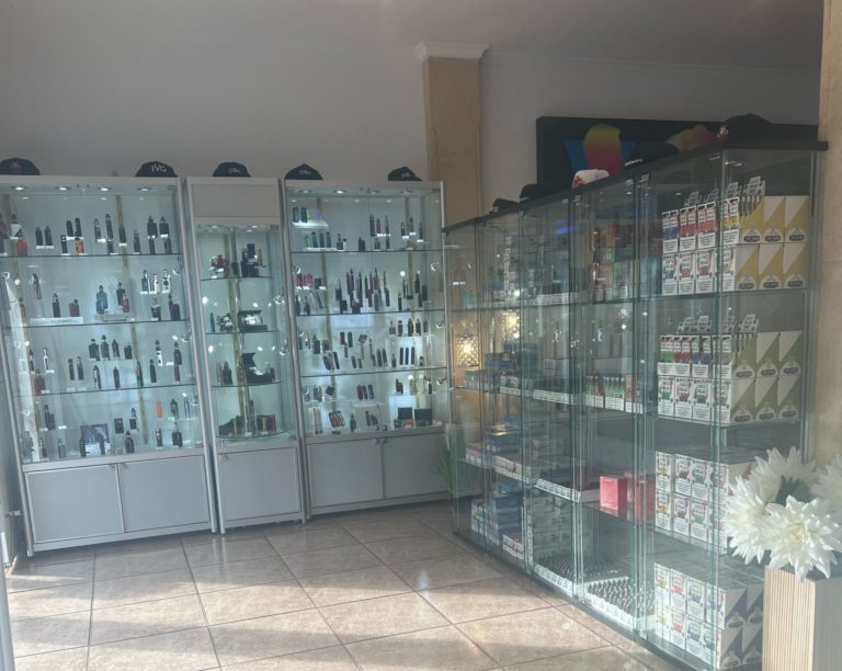 elfbar nachfüll pod läuft aus Vape Lounge Javea: A unique vape store experience and high quality CBD