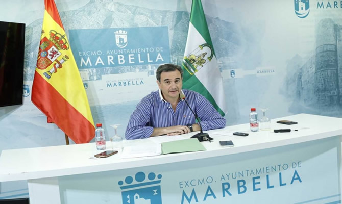 Marbella launches campaign to control the use of public road spaces by businesses
