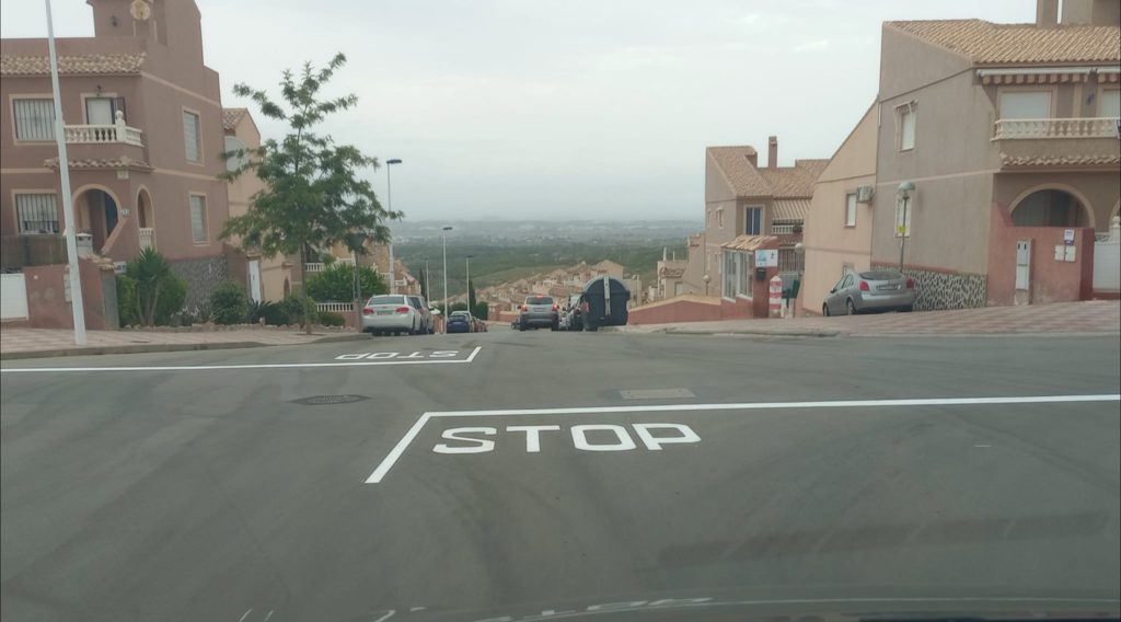 Gran Alacant improves road markings after several horror car accidents