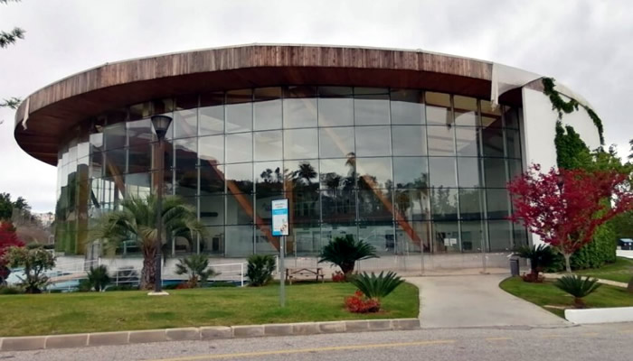 Alhaurin el Grande Council awards contract to fit new roof on Municipal pool