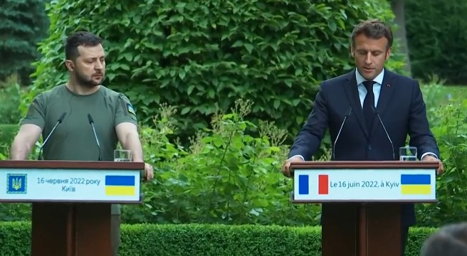 European leaders show support for fast-tracking Ukraine's EU bid in Zelenskyy meeting