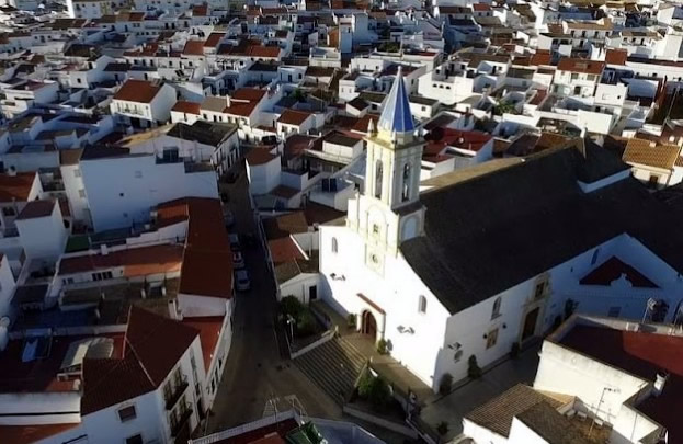 Naked man found ringing church bells in Huelva town of Cartaya