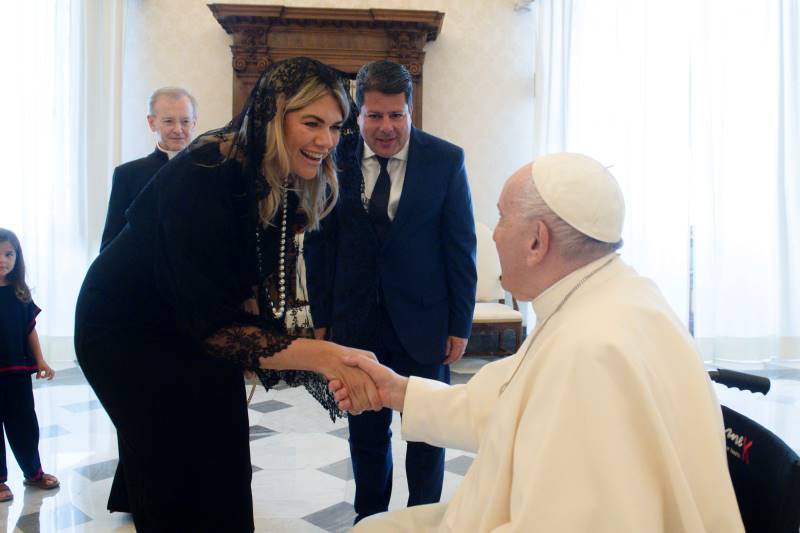 Mr and Mrs Picardo met with HH Pope Francis