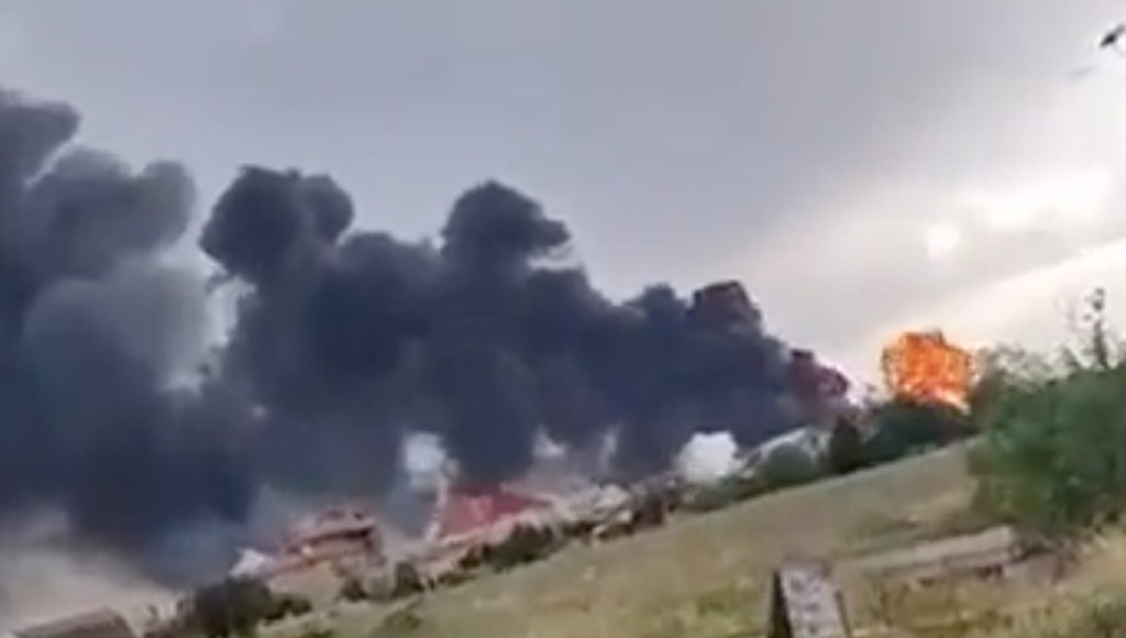 WATCH: Ukraine destroys Russian ammunition depot in temporarily occupied Nova Kakhovka