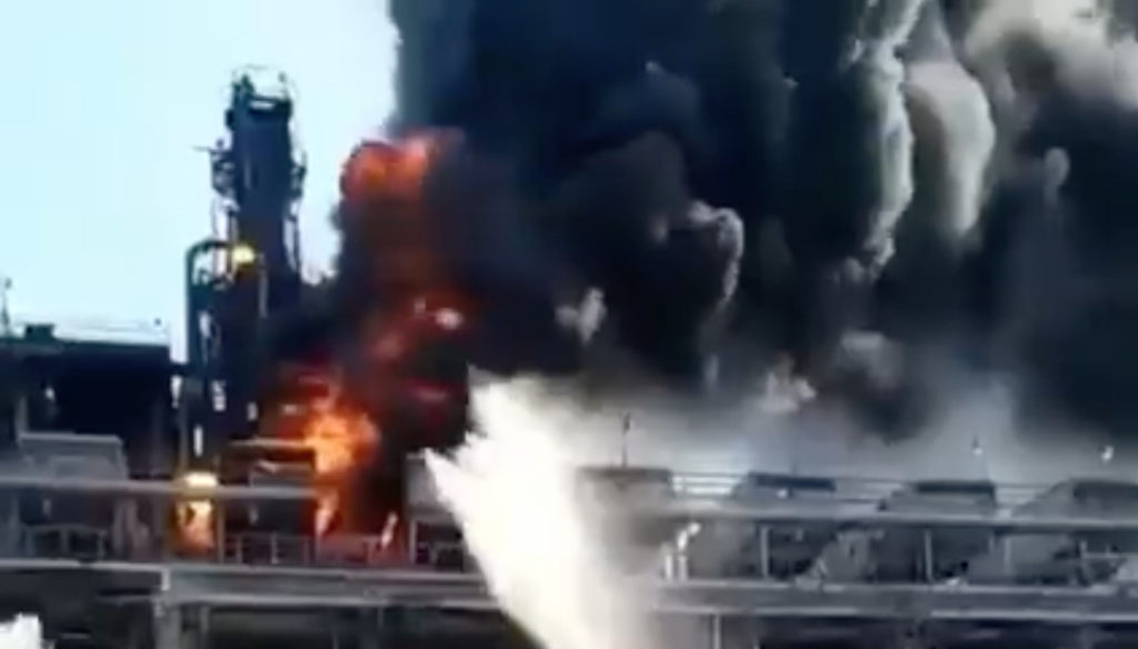 BREAKING: Oil refinery in Rostov region of Russia blown up by Ukrainian drone