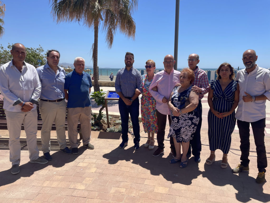 Local resident of Malaga's Torre del Mar honoured with own square