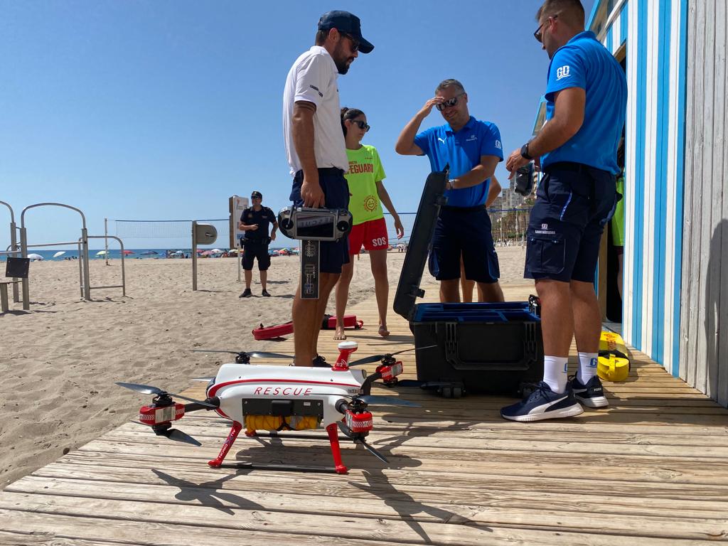 Drone provides additional safety on El Campello (Alicante) beaches this summer
