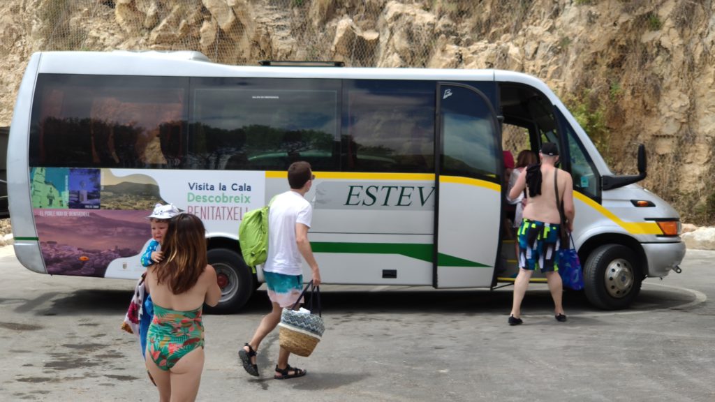 The free bus from Benitatxell to Cala del Moraig is back