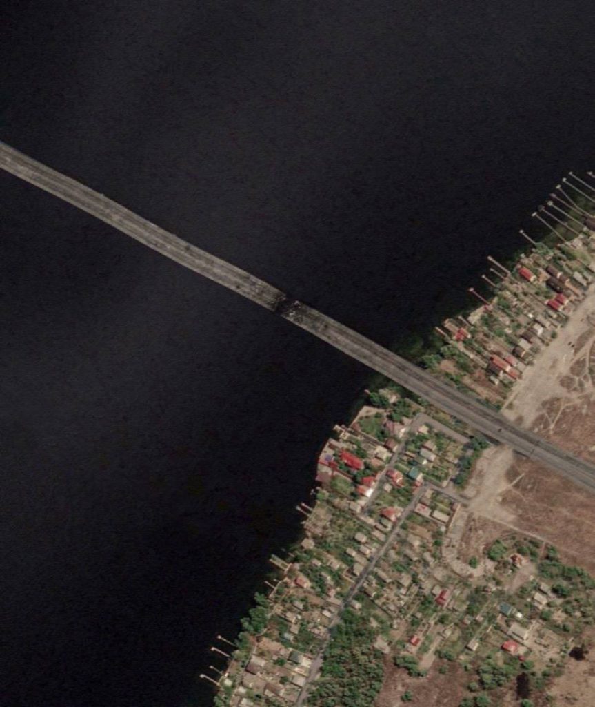 ukraine missile strike Antonovsky Bridge