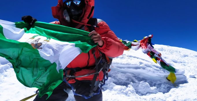 Mountaineer from Sevilla becomes first Andalucian to conquer the mighty K2