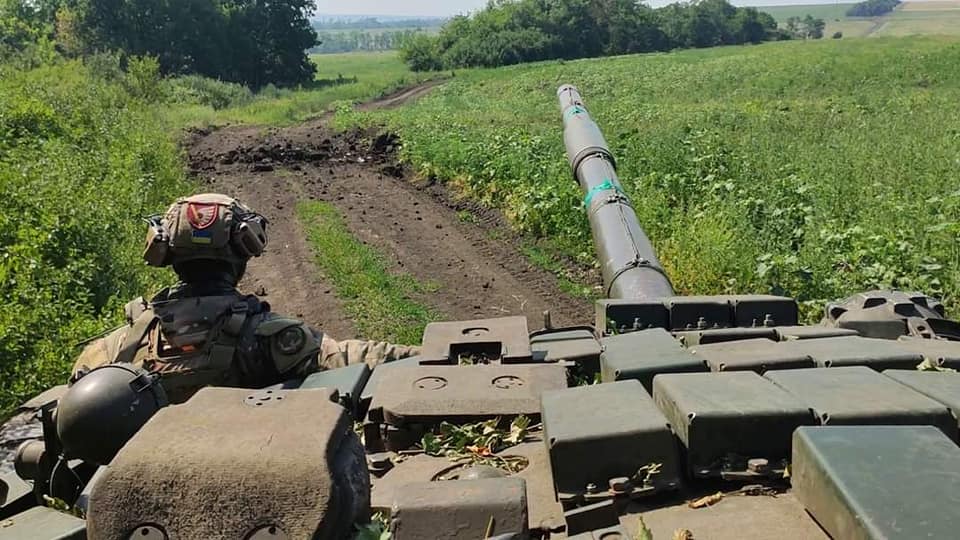 Five more Russian tanks blown up in Ukraine in latest combat losses
