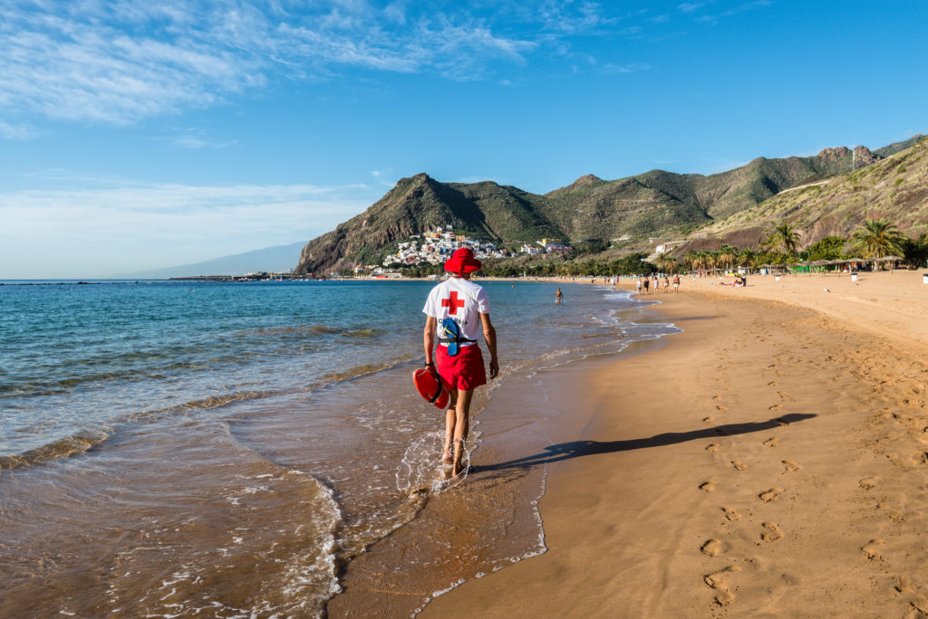Costa Blanca's Santa Pola now has defibrillators on all beaches