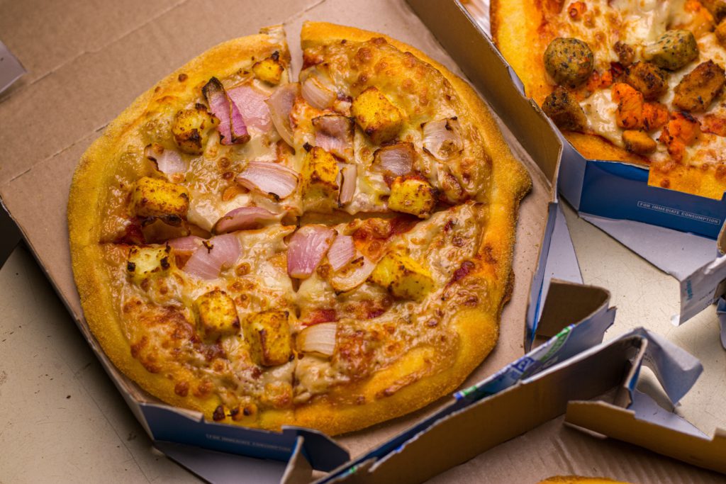 £39,000 (€45,800) of UK taxpayers' cash spent on Domino's pizzas for migrants