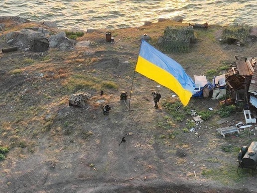 Ukrainian flag raised by troops on Snake Island following months of battles