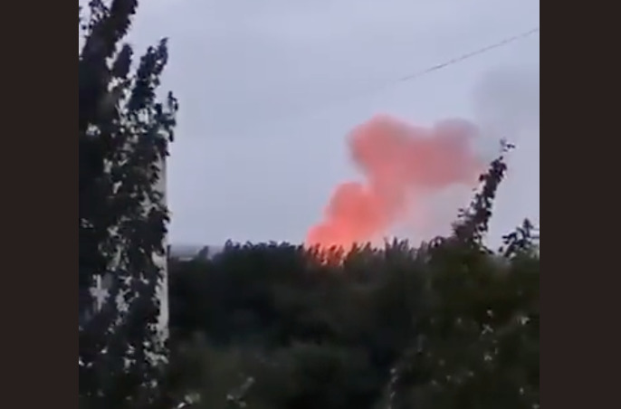WATCH: Huge fire breaks out at Russian ammo depot in occupied Horlivka