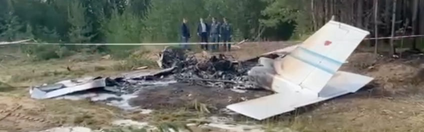 plane crash Russia Komi