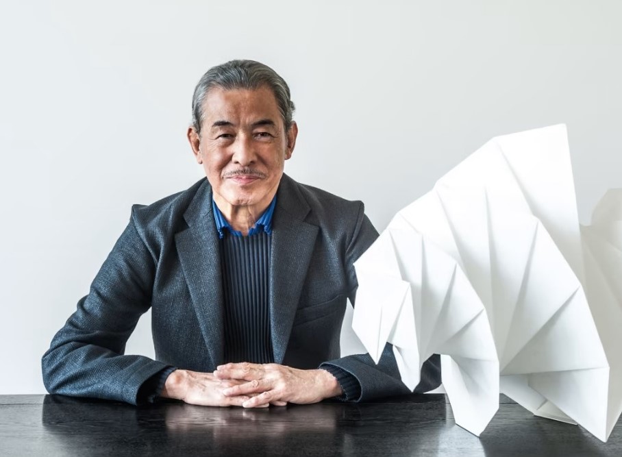 84-year-old Issey Miyake, the Japanese designer whose name became a global Icon for his cutting-edge fashion in the 1980s, died on August 5