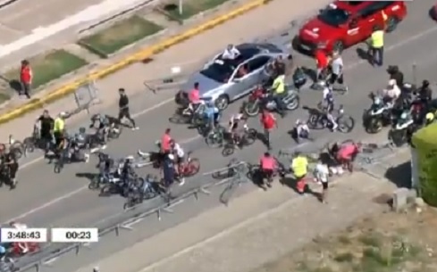 WATCH: Bump in the road causes multiple Vuelta a Burgos pile up