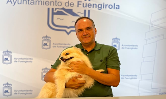 Fuengirola Council maintains its free pet adoption campaign against animal abandonment